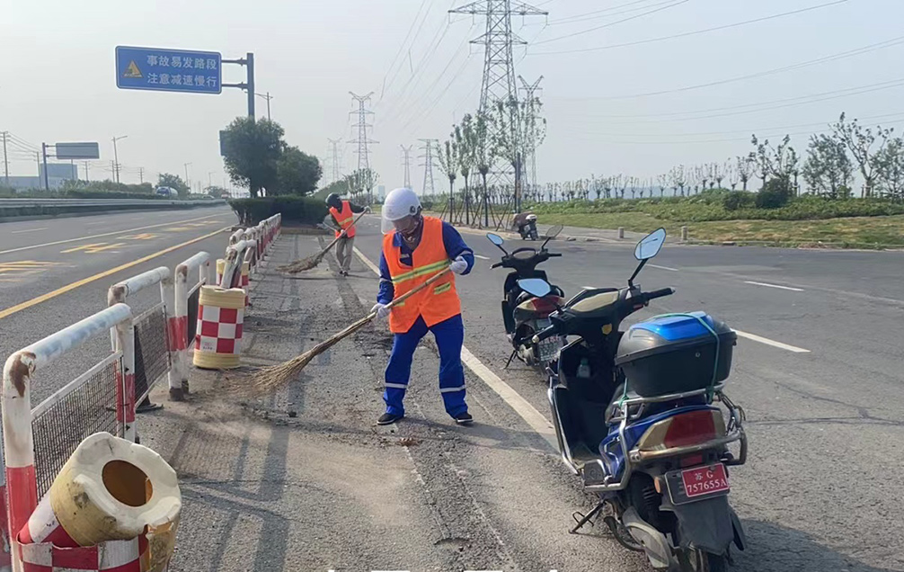 9f41fb9581cf098f73024e40fdd048e5